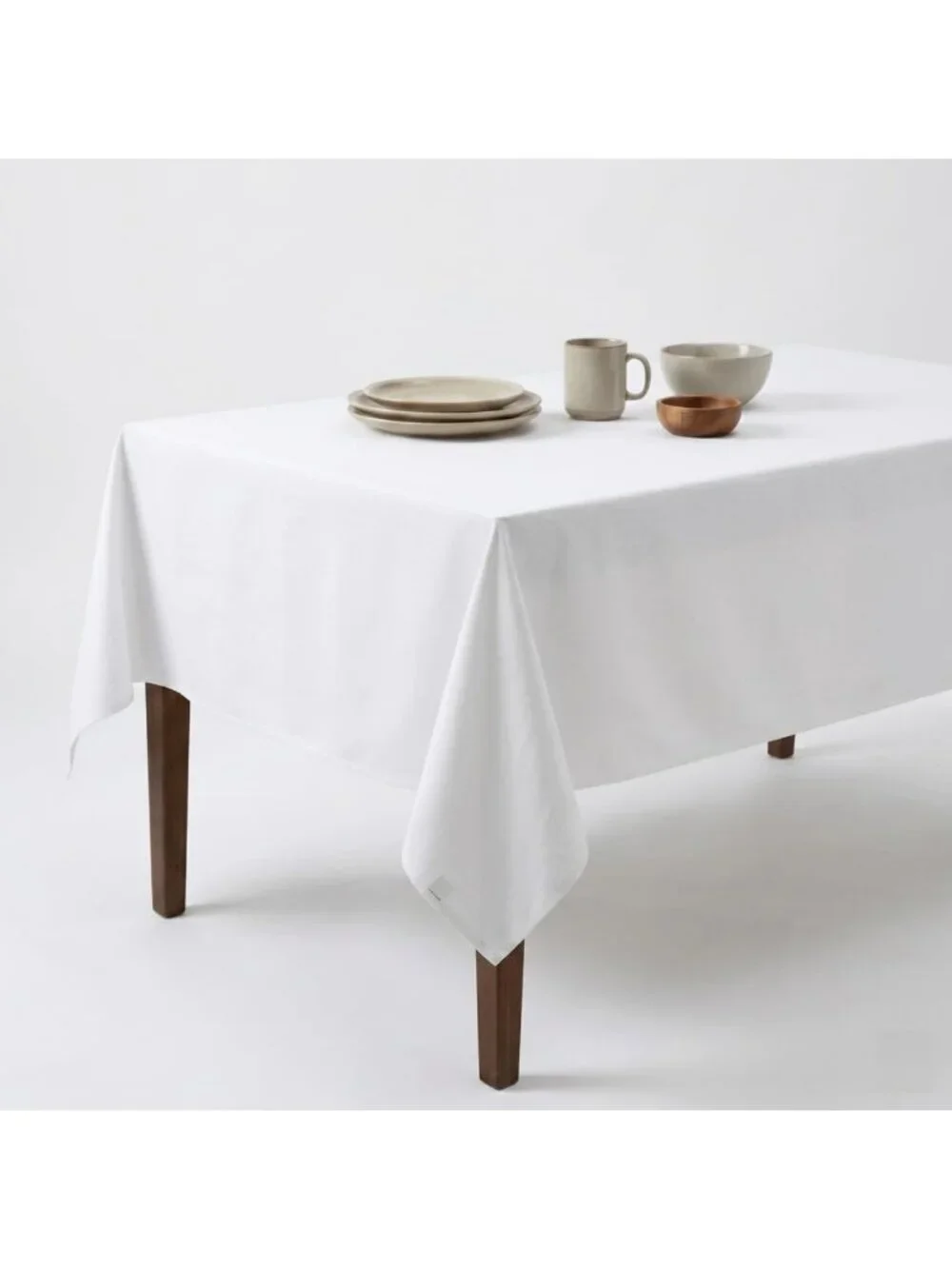 Elegant White Cotton Tablecloth 60x102